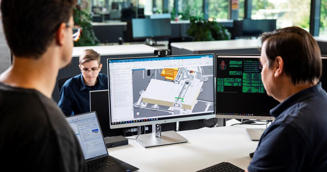 Hilti Studio Fasching O3a9181 Red Size 2