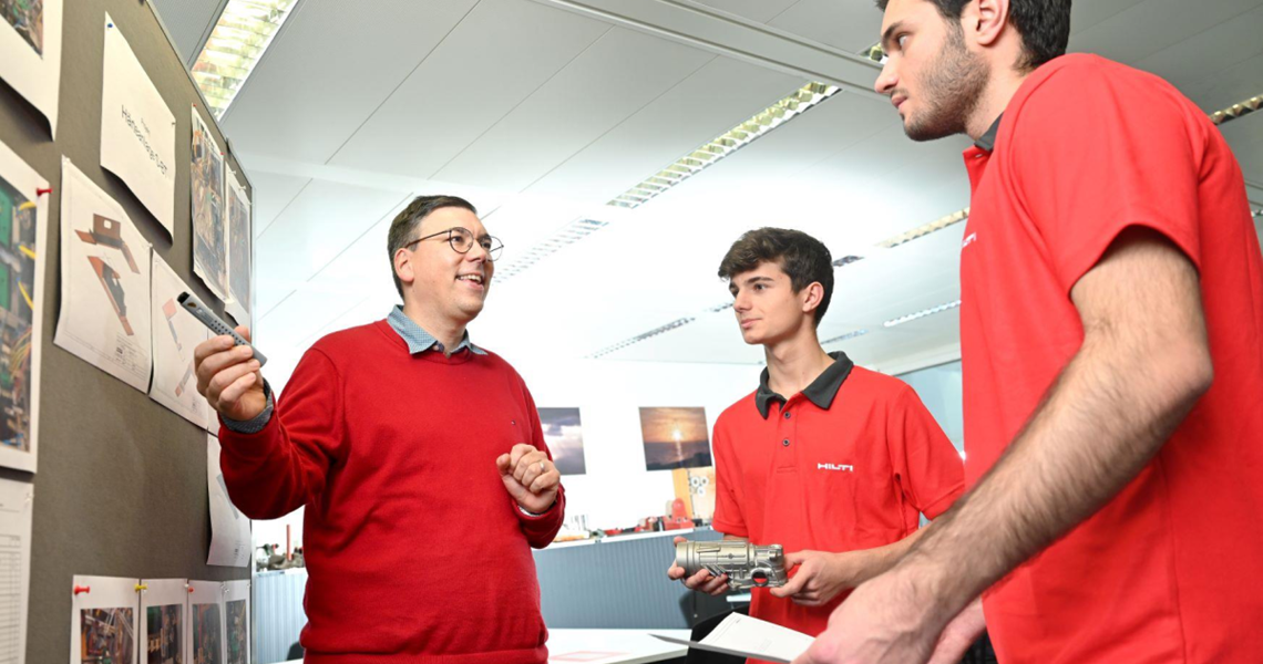 2021 11 HILTI Lehrlingsausbildung 069B (1)
