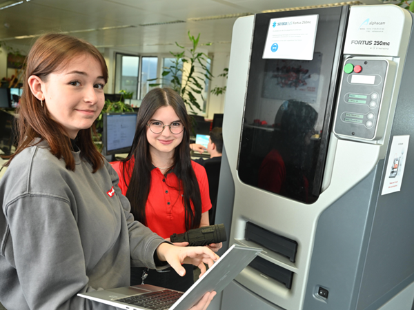 2021 11 HILTI Lehrlingsausbildung 054 (11)